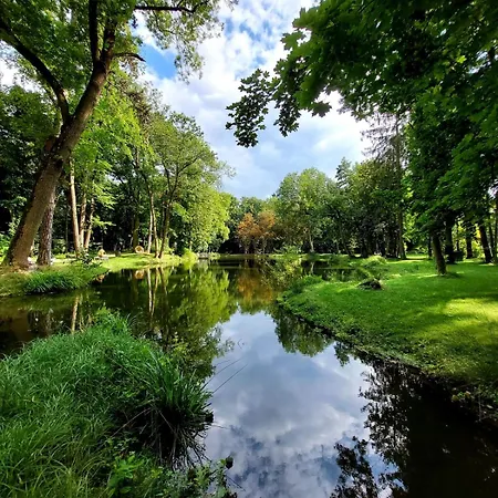 Parkowa Sypialnia Hotel Rozalin (Pruszkow)